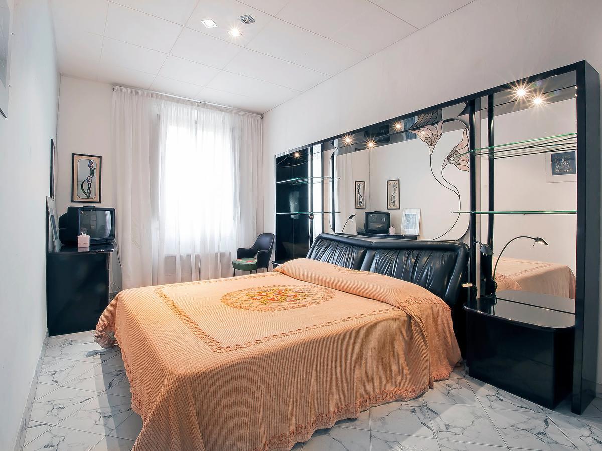 Hotel La Viareggina à Viareggio Extérieur photo